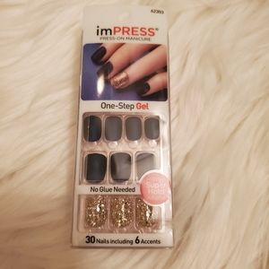New impress nails